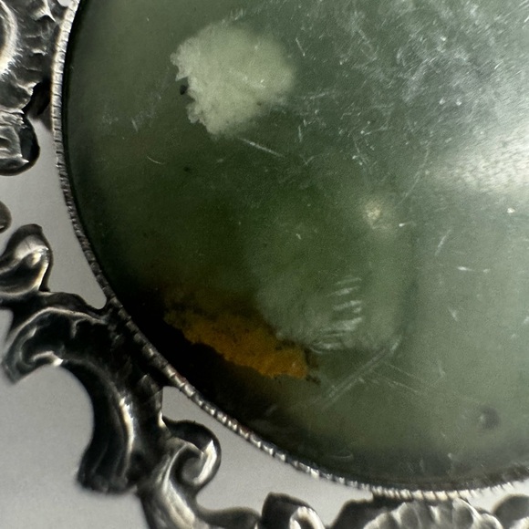 Vintage Nephrite Green Jade Brooch Silver 900 ORNATE Filigree Oval Pin 1930's - Picture 6 of 6